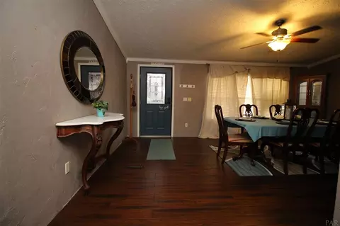 5108 Central Dr, Pace, FL 32571 photo 6