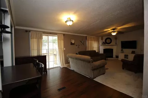5108 Central Dr, Pace, FL 32571 photo 10