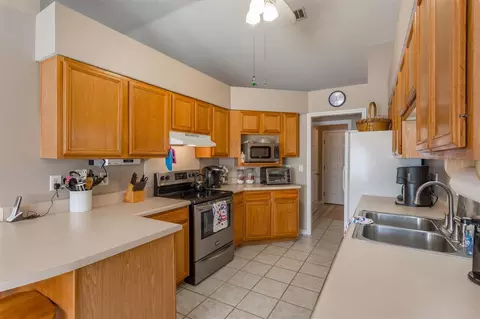 339 Twisted Oak Dr, Cantonment, FL 32533 photo 9