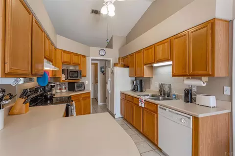 339 Twisted Oak Dr, Cantonment, FL 32533 photo 10