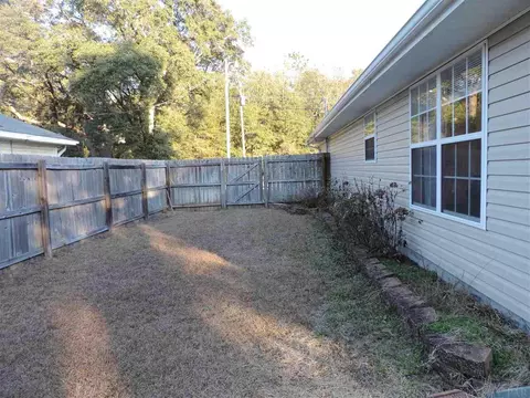 6725 Summit Dr, Milton, FL 32570 photo 29