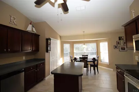 2137 Liberty Loop Rd, Cantonment, FL 32533 photo 15