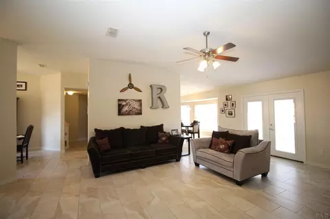 2137 Liberty Loop Rd, Cantonment, FL 32533 photo 4