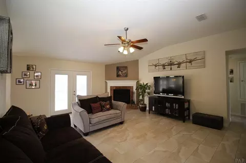 2137 Liberty Loop Rd, Cantonment, FL 32533 photo 8