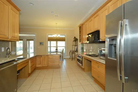 9105 Iron Gate Blvd, Milton, FL 32570 photo 11