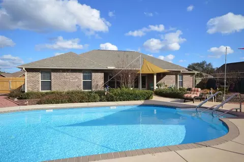 9105 Iron Gate Blvd, Milton, FL 32570 photo 2