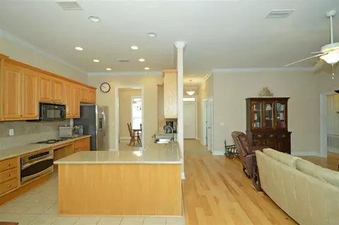 9105 Iron Gate Blvd, Milton, FL 32570 photo 14