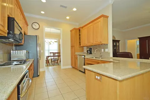 9105 Iron Gate Blvd, Milton, FL 32570 photo 12