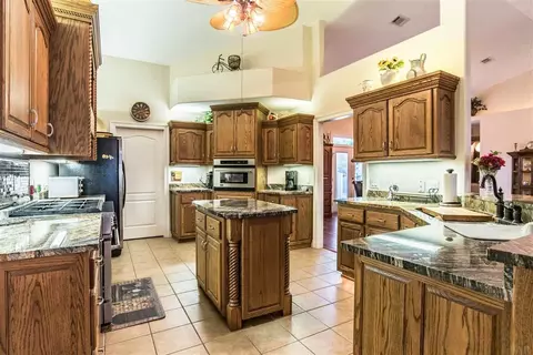 1686 Brightleaf Cir, Cantonment, FL 32533 photo 8