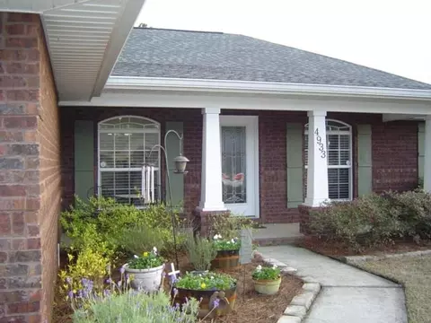 4933 Tributary Dr, Milton, FL 32570 photo 2