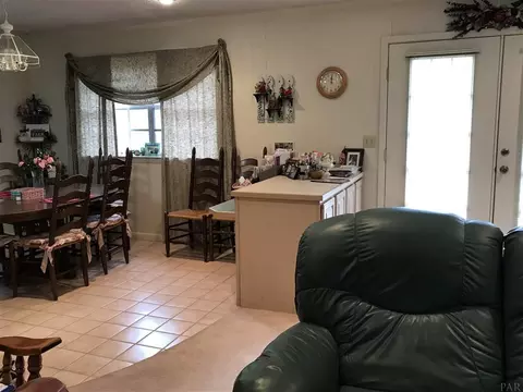 4688 Sunset Dr, Pace, FL 32571 photo 12