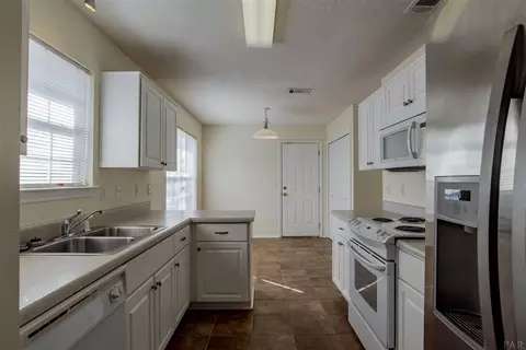 764 Hanley Downs Dr, Cantonment, FL 32533 photo 7