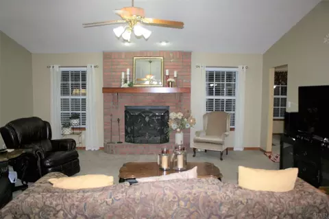 5225 Emerald Dr, Pace, FL 32571 photo 6