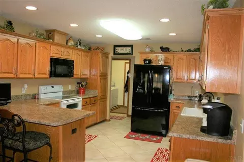 5225 Emerald Dr, Pace, FL 32571 photo 8
