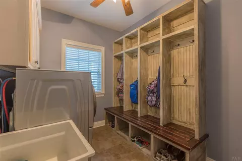 6714 Tyler Dr, Milton, FL 32570 photo 5