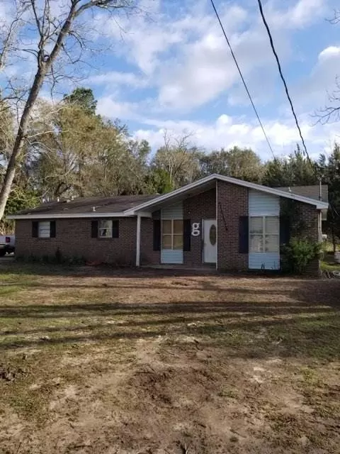 8322 Welcome Rd, Milton, FL 32583 photo 1