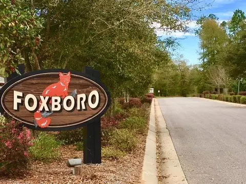 7049 Foxboro Cir, Pace, FL 32571 photo 2
