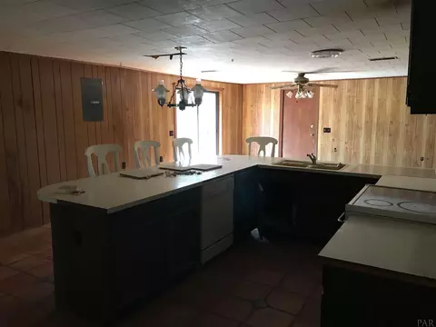 5325 Cathy St, Milton, FL 32583 photo 1