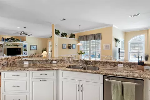 5655 Sandstone Dr, Pace, FL 32571 photo 12