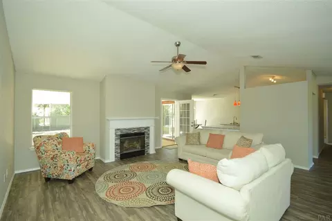 3455 Ashmore Ln, Pace, FL 32571 photo 8