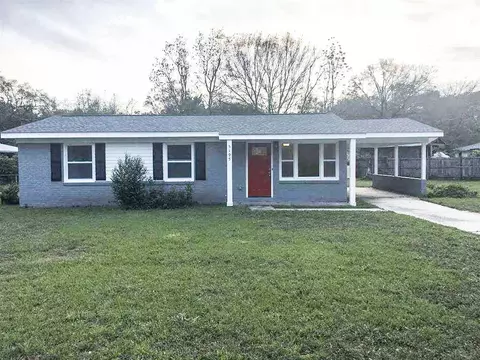 5195 Seagull Dr, Pace, FL 32571 photo 1