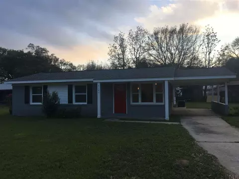 5195 Seagull Dr, Pace, FL 32571 photo 2