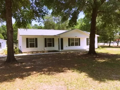 6006 Cedar Tree Dr, Milton, FL 32570 photo 2