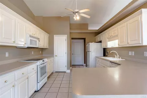4212 Lancaster Gate Dr, Pace, FL 32571 photo 10
