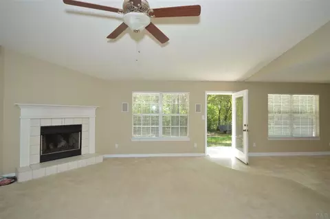5982 Ridgeview Dr, Milton, FL 32570 photo 9