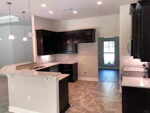 6224 Ithaca St, Milton, FL 32570 photo 4