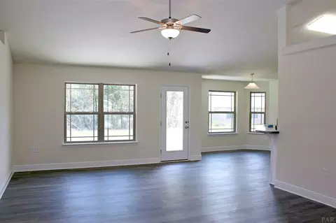 4468 Hampton Bay Blvd, Milton, FL 32583 photo 4