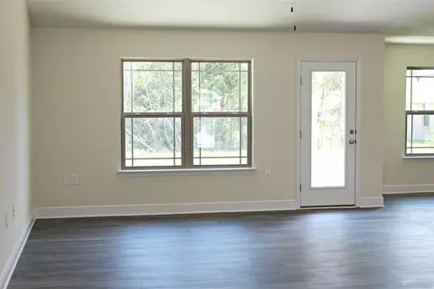 4468 Hampton Bay Blvd, Milton, FL 32583 photo 3