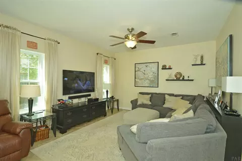 3581 Windsor Forest Ct, Pace, FL 32571 photo 8
