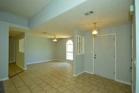 5104 Trenton Dr, Pace, FL 32571 photo 3