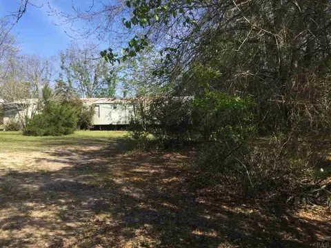8578 Sweetwater Ln, Pace, FL 32571 photo 10