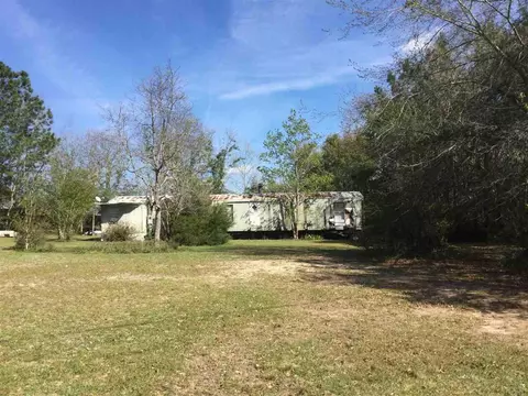 8578 Sweetwater Ln, Pace, FL 32571 photo 5
