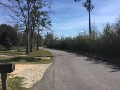 8578 Sweetwater Ln, Pace, FL 32571 photo 13
