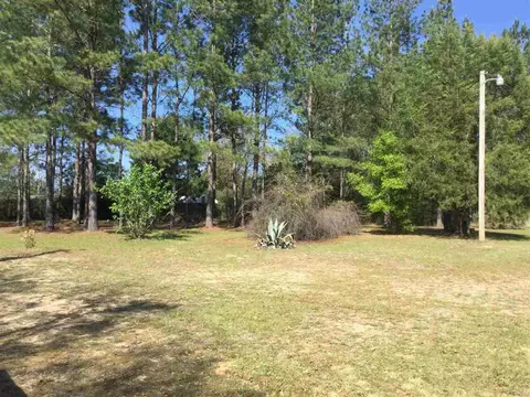 8578 Sweetwater Ln, Pace, FL 32571 photo 4