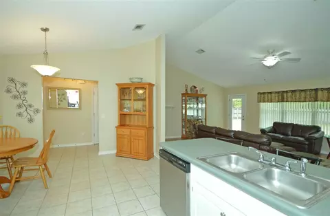 4843 Shane Way, Pace, FL 32571 photo 13