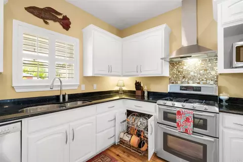 3174 Pineview Dr, Milton, FL 32583 photo 10