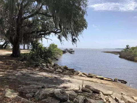 3174 Pineview Dr, Milton, FL 32583 photo 47