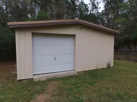 4851 Gilmore Rd, Holt, FL 32564 photo 8
