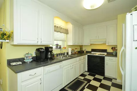 6381 Billoree Rd, Pace, FL 32571 photo 9