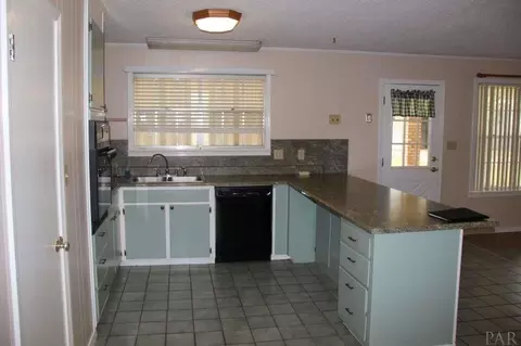 5909 Greenfield St, Pace, FL 32571 photo 27