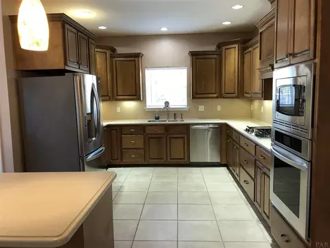 6128 Cedar Tree Dr, Milton, FL 32570 photo 4