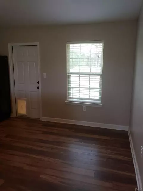 4711 Old Guernsey Rd, Pace, FL 32571 photo 10