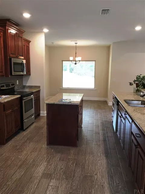 8917 Clearbrook Dr, Milton, FL 32583 photo 8