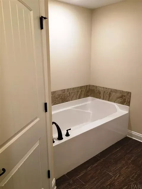 8917 Clearbrook Dr, Milton, FL 32583 photo 24