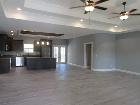 2152 Trevor Cir, Milton, FL 32583 photo 6
