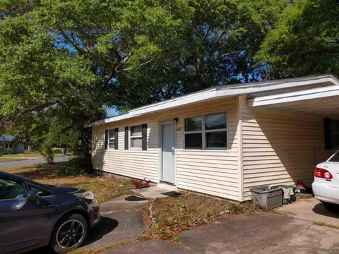 6472 Cedar St, Milton, FL 32570 photo 2
